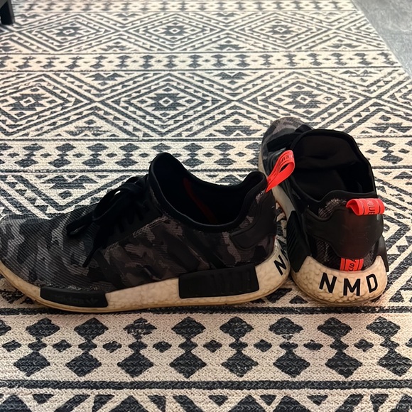Adidas NMDs size 10-1/2 used - Picture 4 of 4